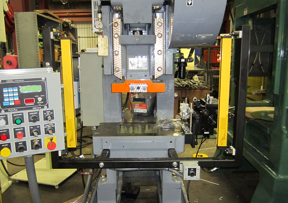 32 TON REMANUFACTURED MINSTER HIGH SPEED PRESS [STK# 1179]