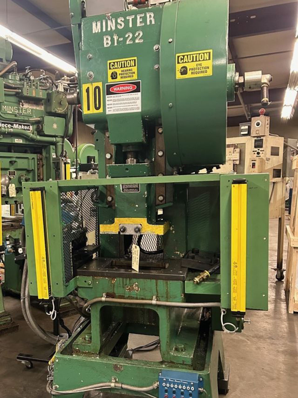 22 Ton Minster High-Speed Fixed Base Press Stock 1507