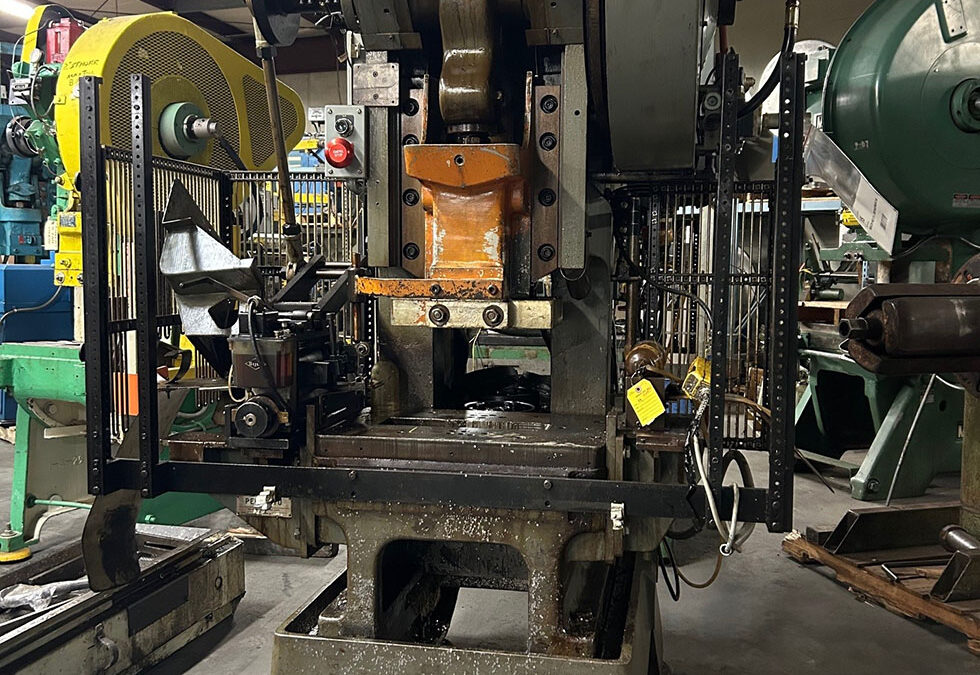 32 TON MINSTER C-FRAME FIXED BASE PRESS [STK# 1591]